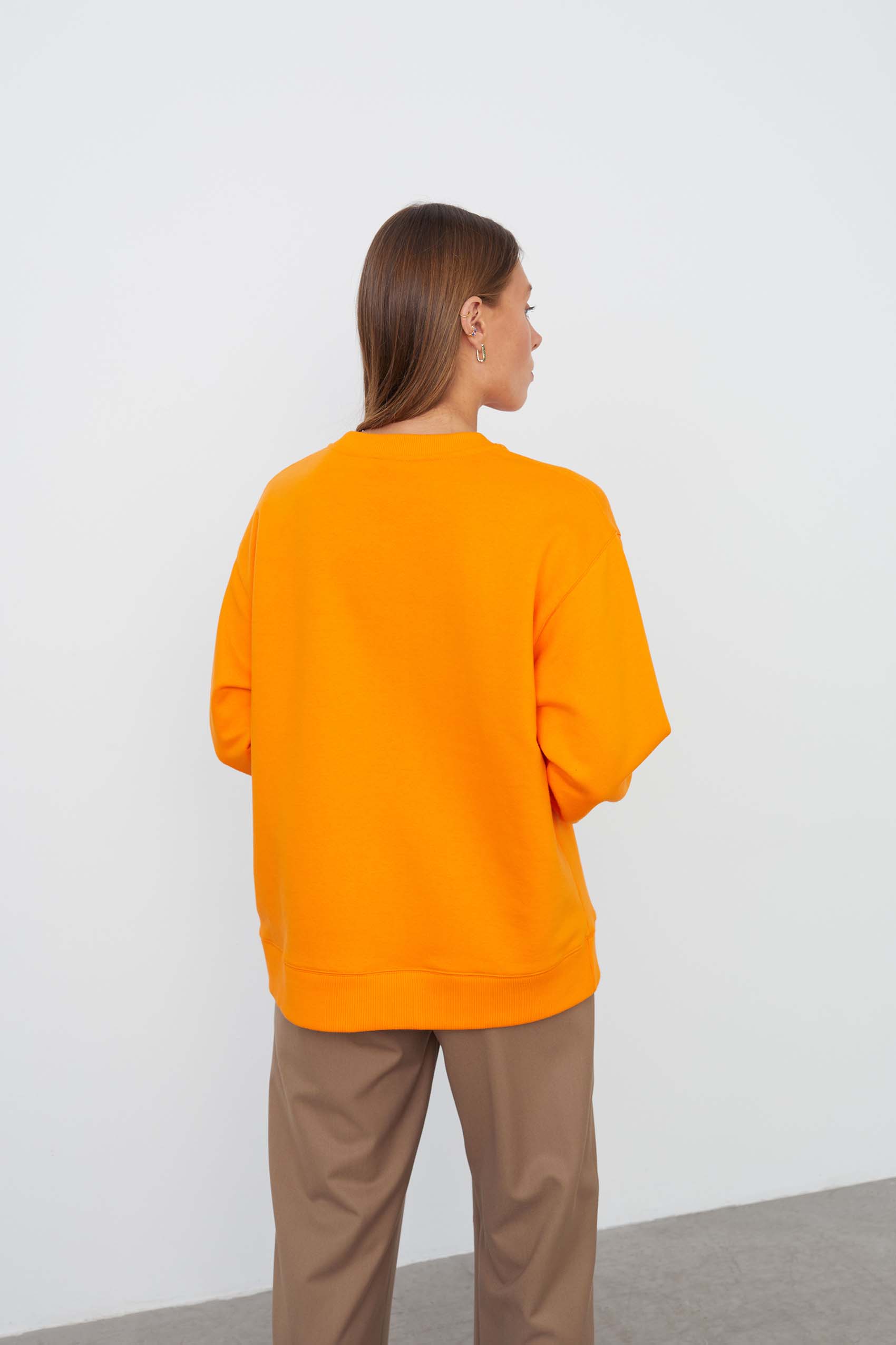 243A3148orange
