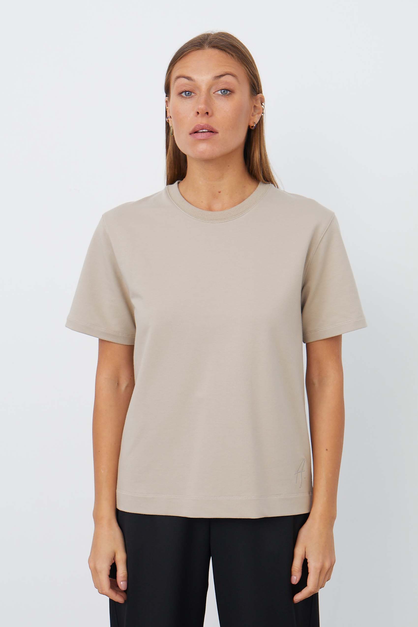 Sand_short_sleeve
