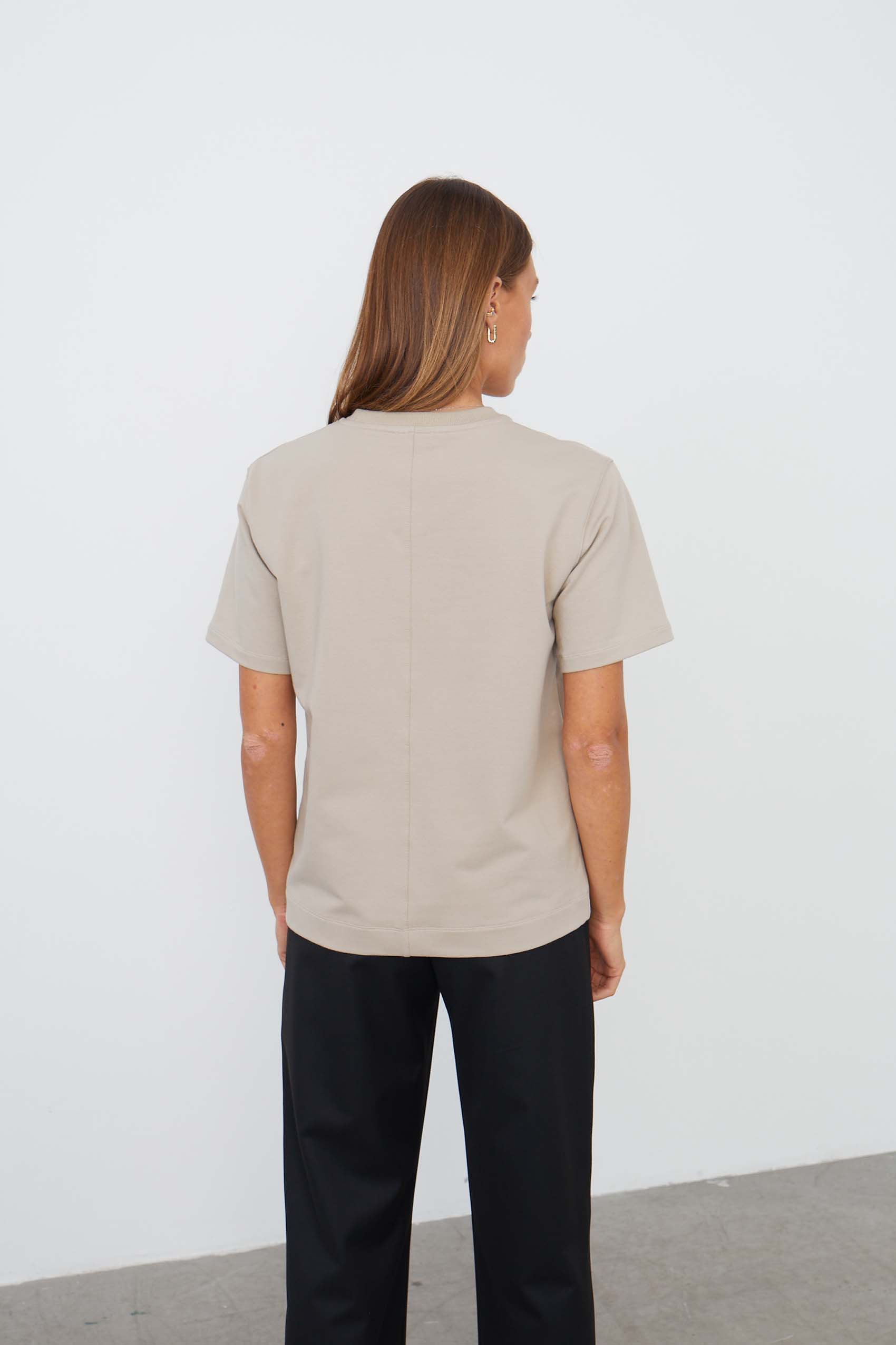 Sand_short_sleeve_1