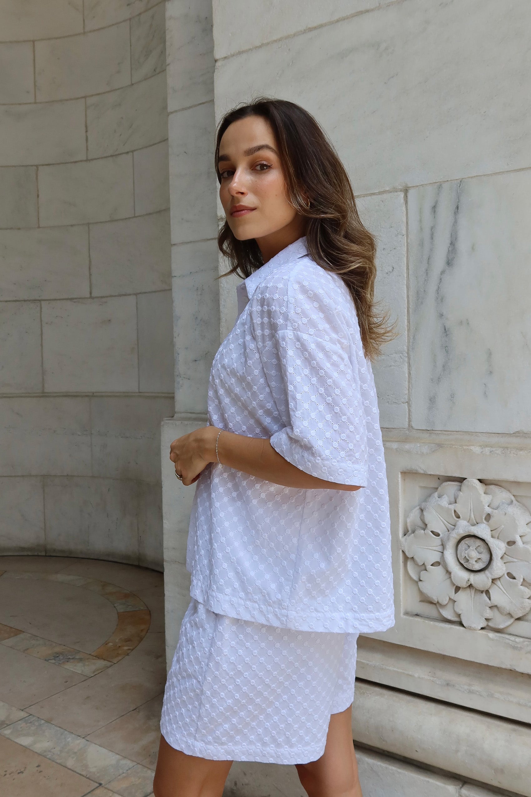 Balti Šortai Isla Atella.lt