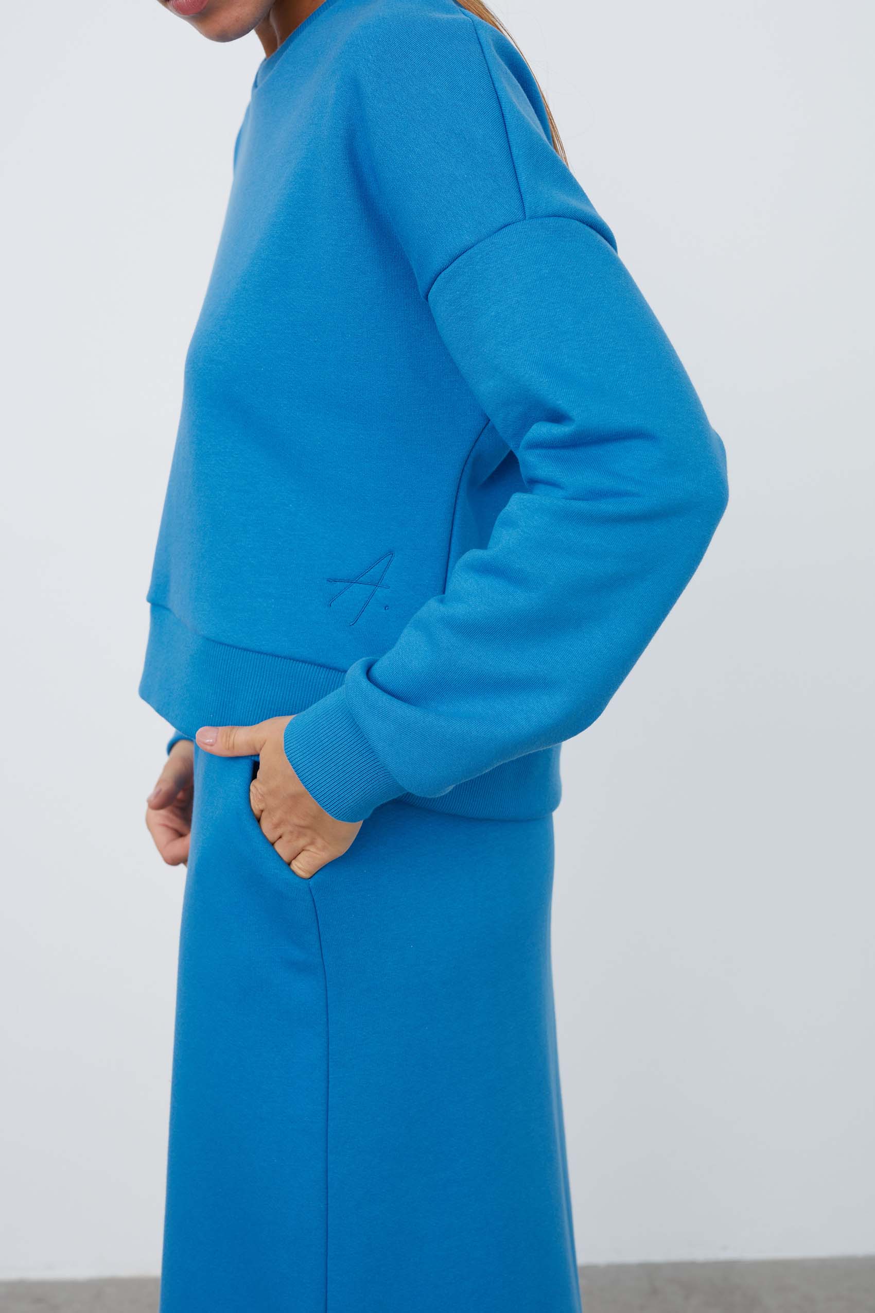 243A2679blue