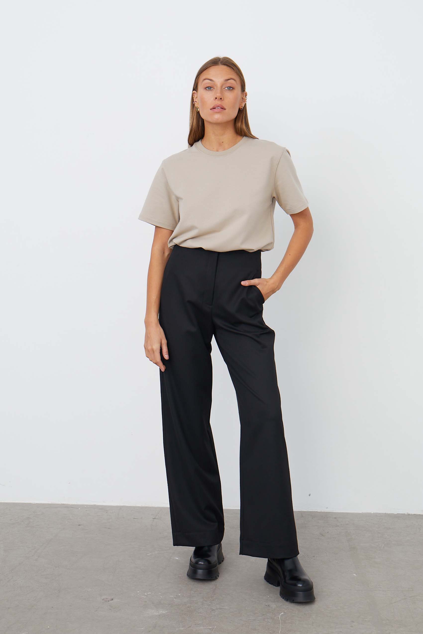 Sand_short_sleeve_2