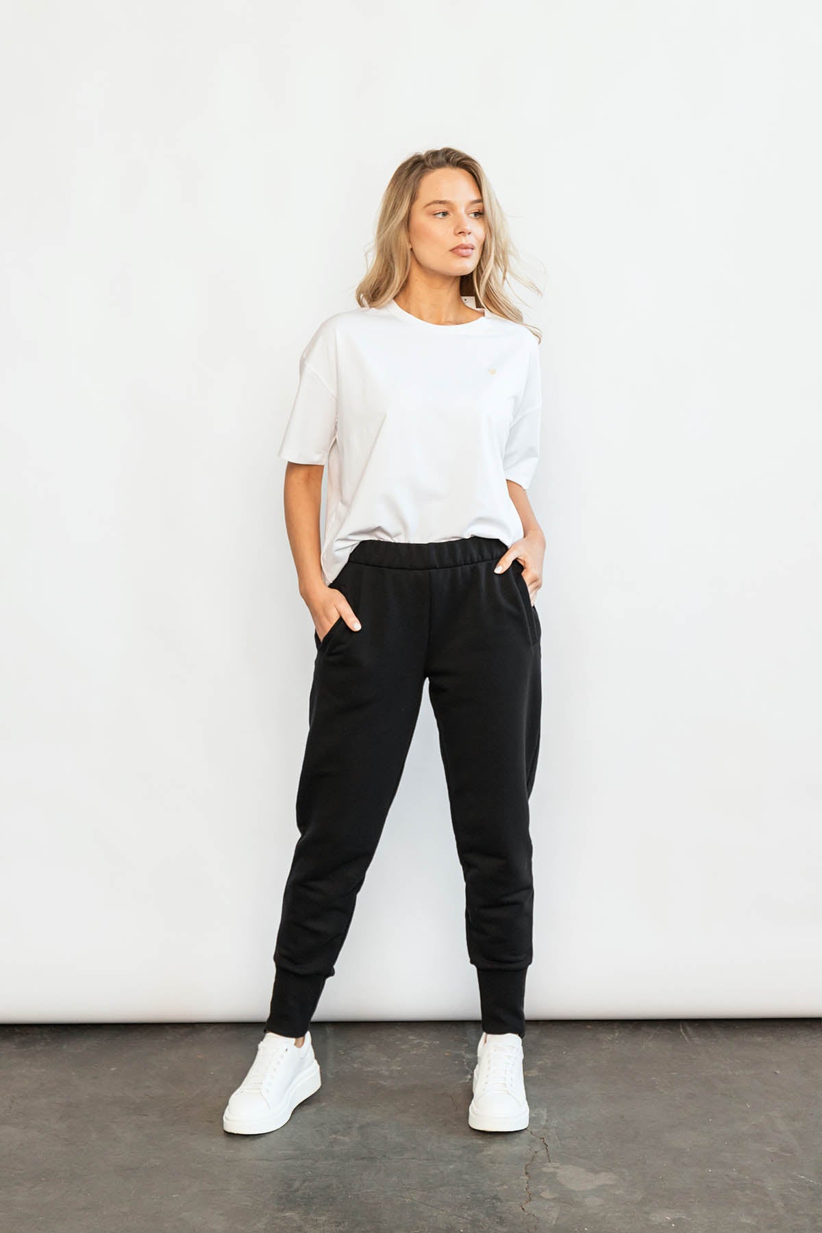 blacktrousers1