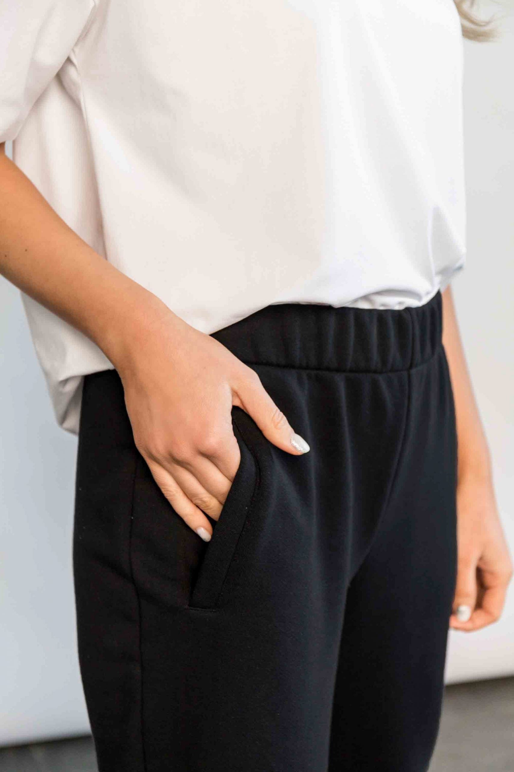 blacktrousers2