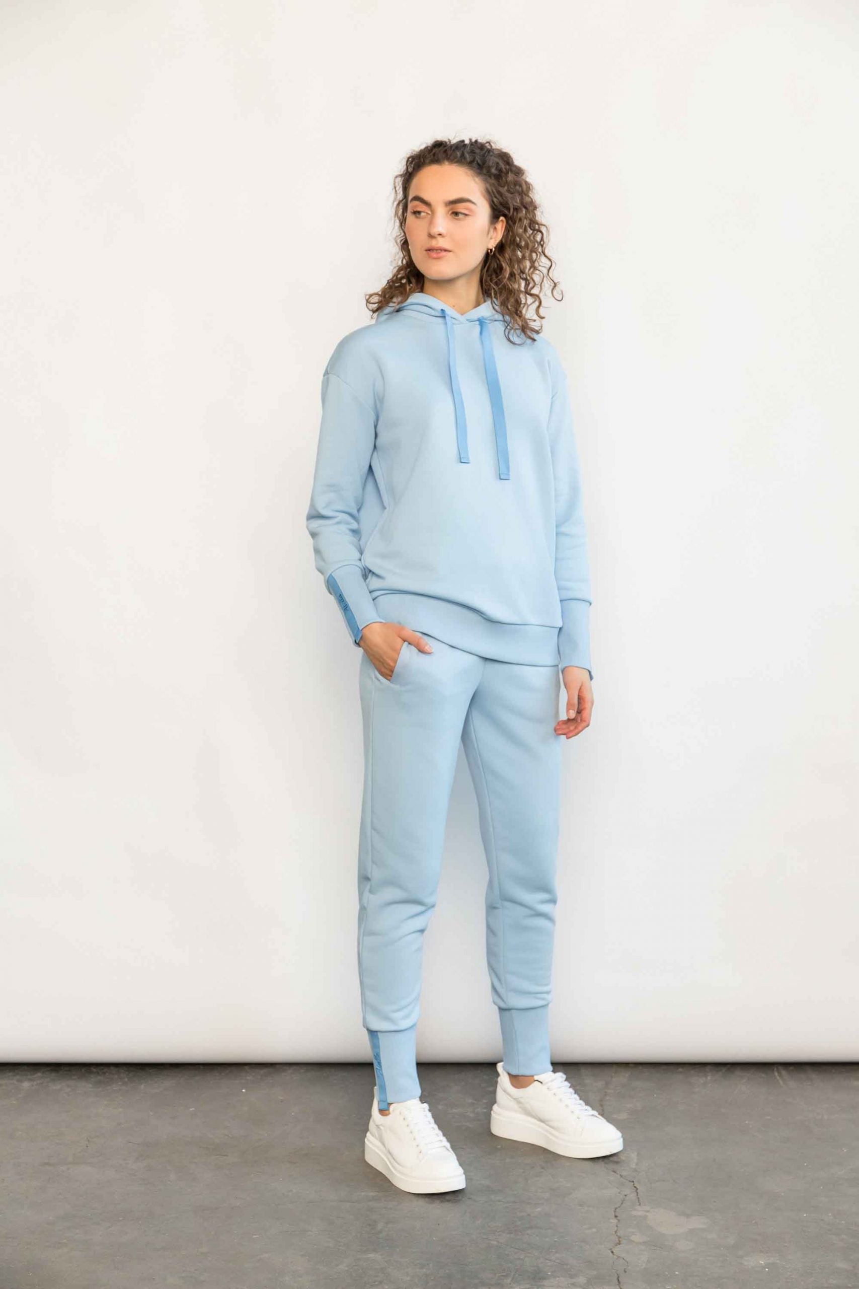 bluehoodie5