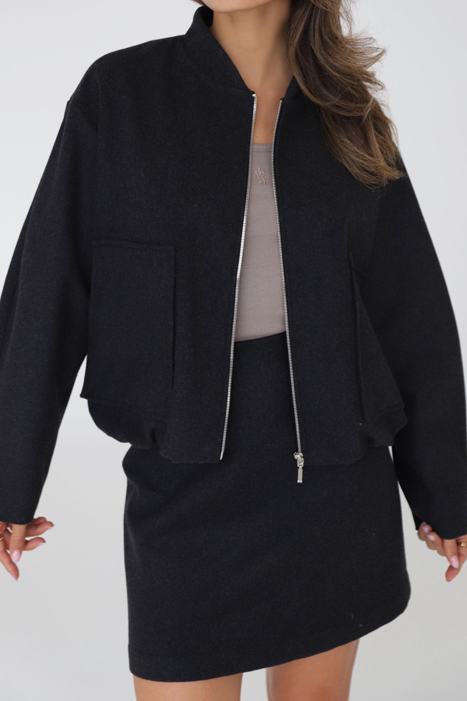 Tamsiai Pilkas Vilnos Švarkas Milano Atella.lt